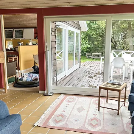 6 Person In Logstor-by Traum * Løgstør